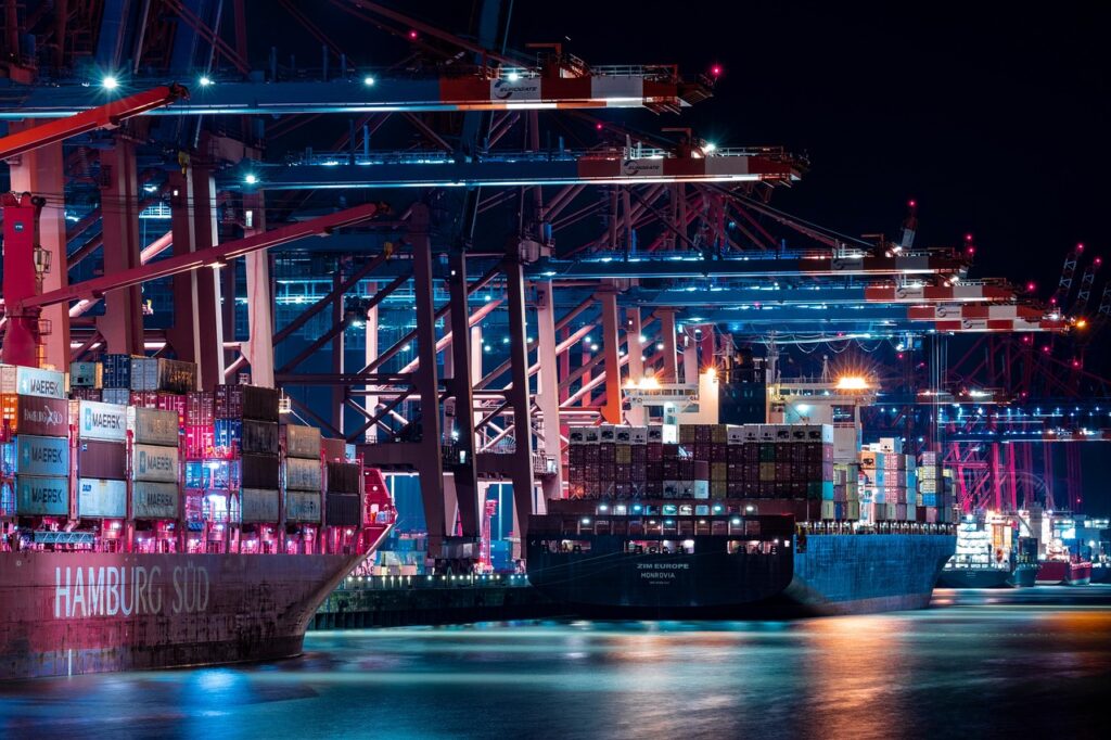 Hamburg Port at night